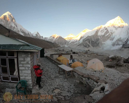  passes trek gorakshep nepal