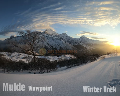 Trekking in nepal muldai viewpoint in winter
