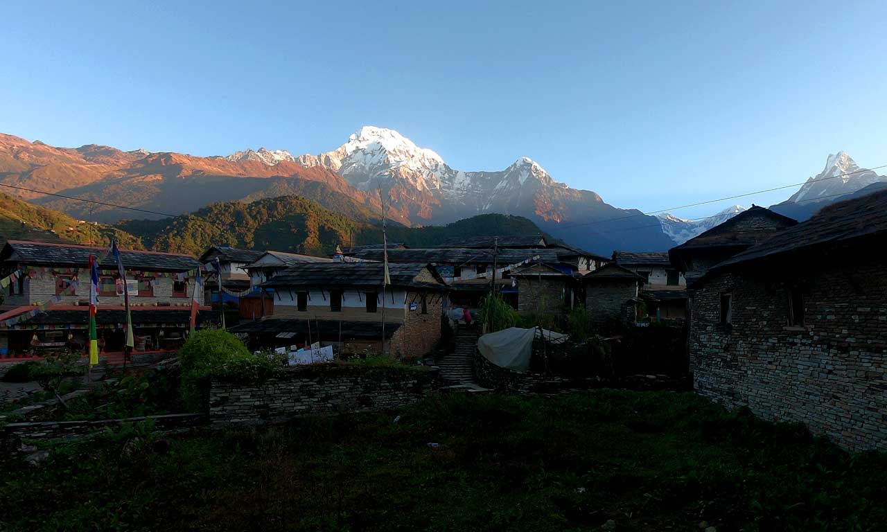 mulde view point trek route ghandruk village