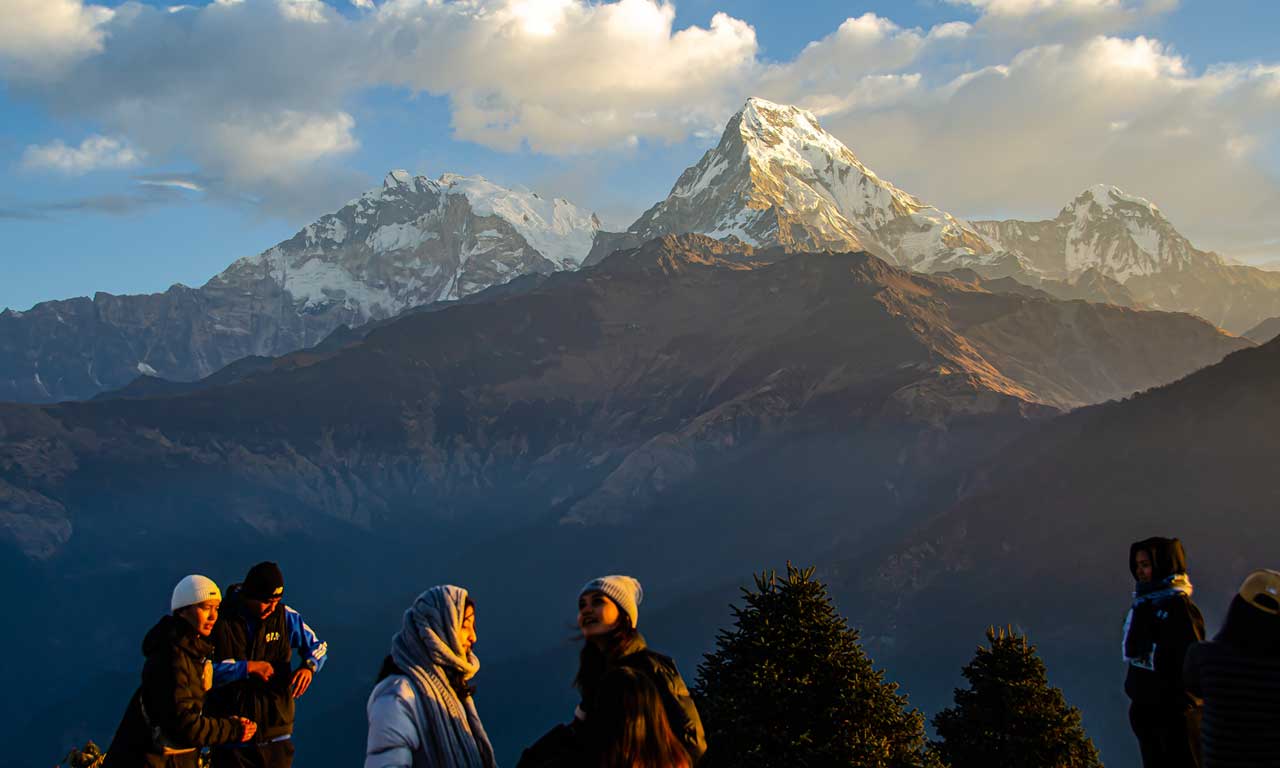 ghorepani poon hill viewpoint