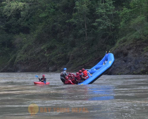 Day Trip White Water Rafting From Kathmandu ()